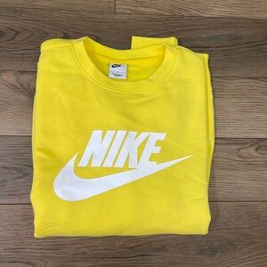 Nike sweatshirt